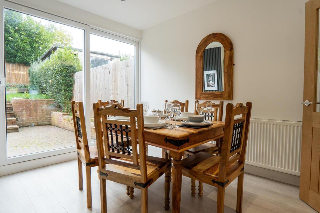 Sheldon House 3 Bed Cosy Home Nr Jlr & Nec Luaran gambar